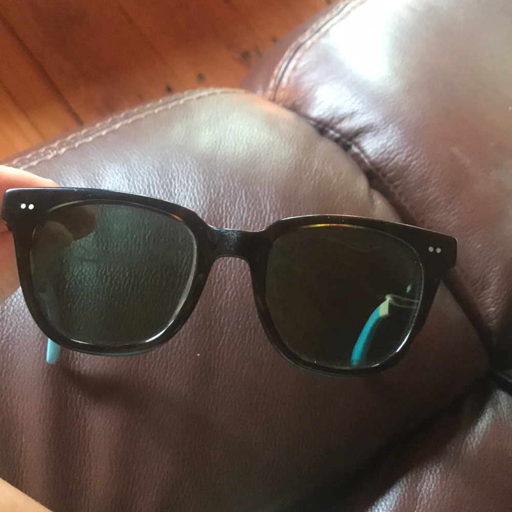 Polarized sunglasses